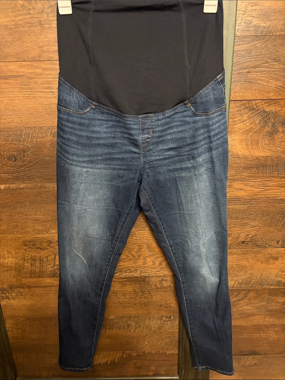 Ingrid and Isabel Maternity Skinny Jeans
